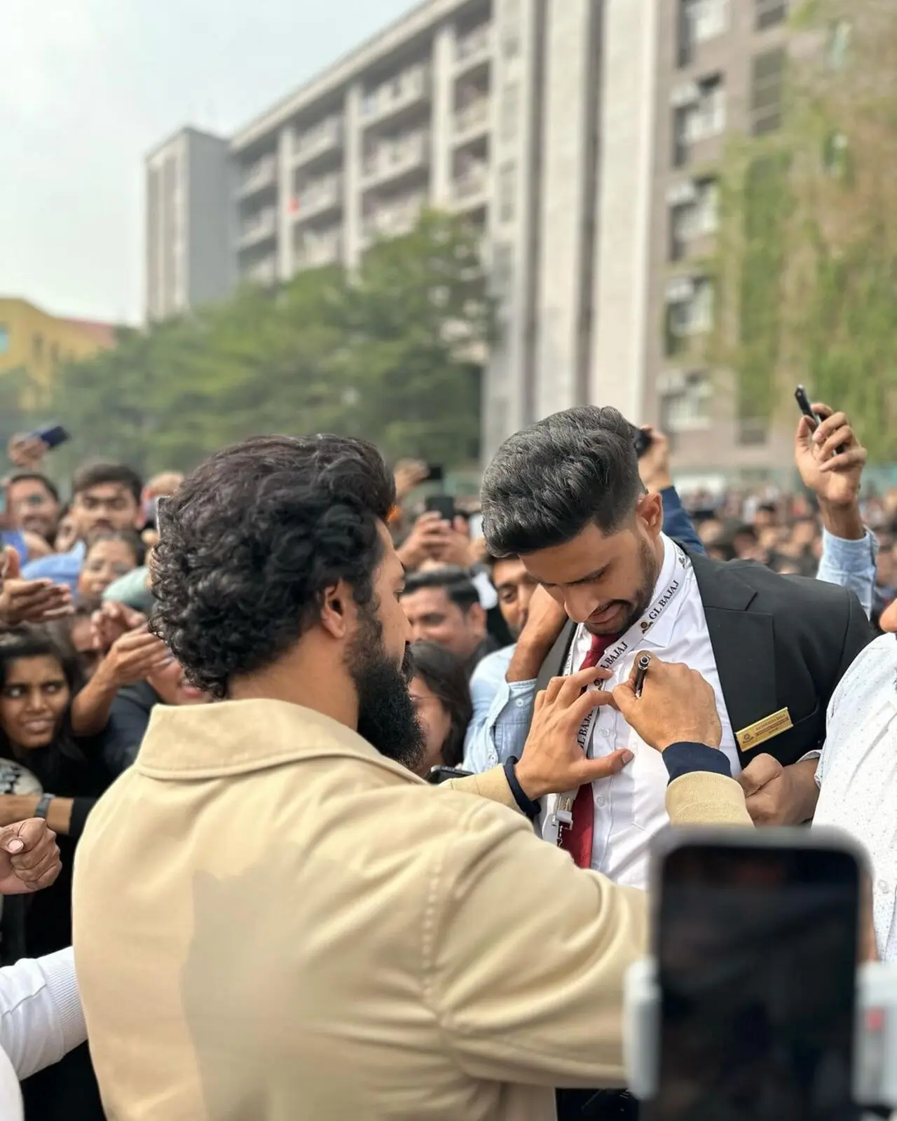 The actor has been meeting fans in different cities and interacting with them whilst promoting the film. Vicky`s josh at all these events is one that has stood out
